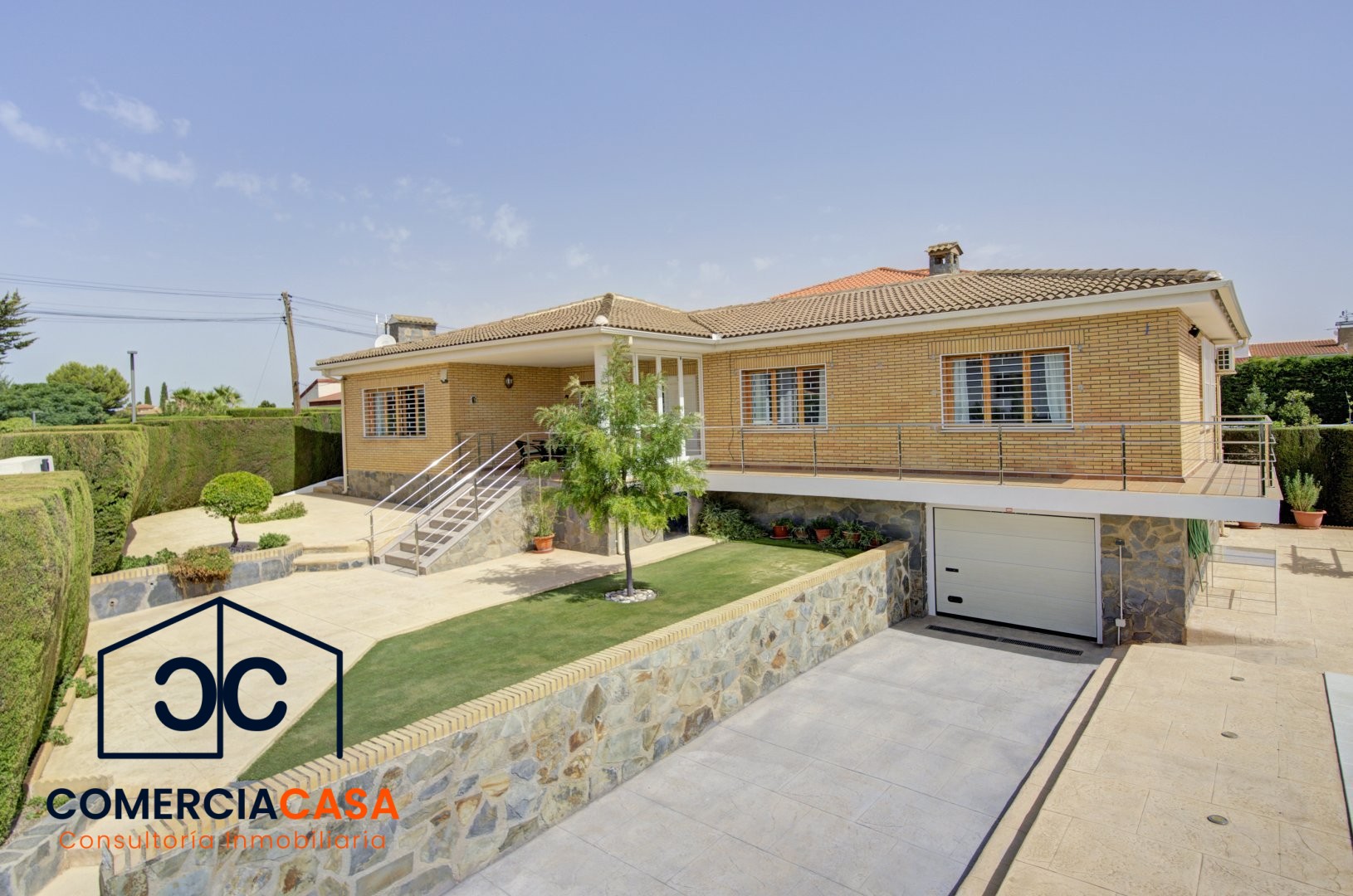 Chalet Individual en Villa de Otura Urbanizacion Nueva Otura