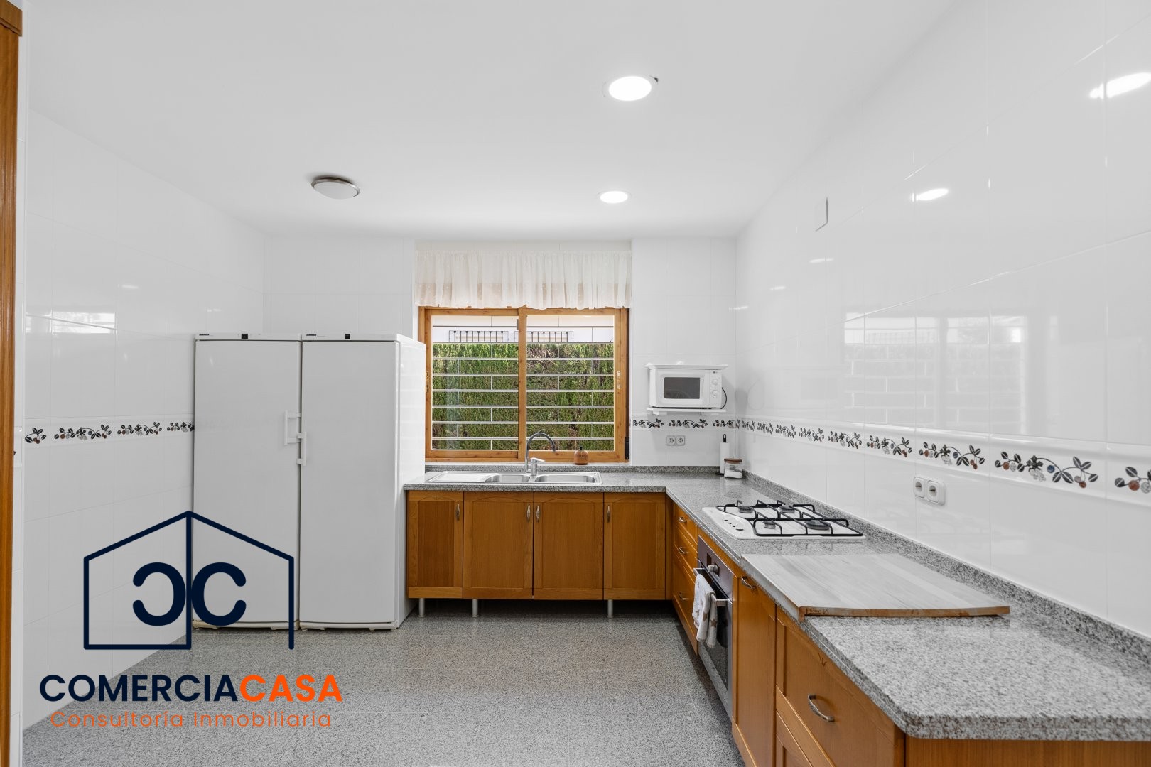 Chalet Individual en Villa de Otura Urbanizacion Nueva Otura