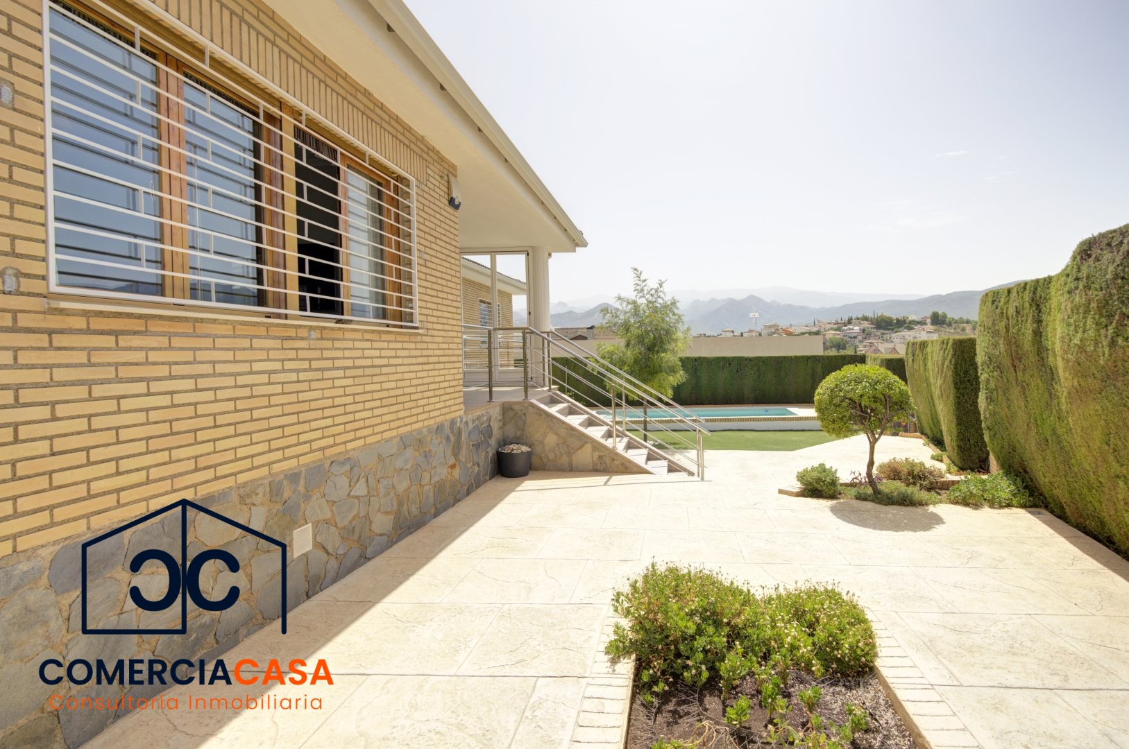 Chalet Individual en Villa de Otura Urbanizacion Nueva Otura