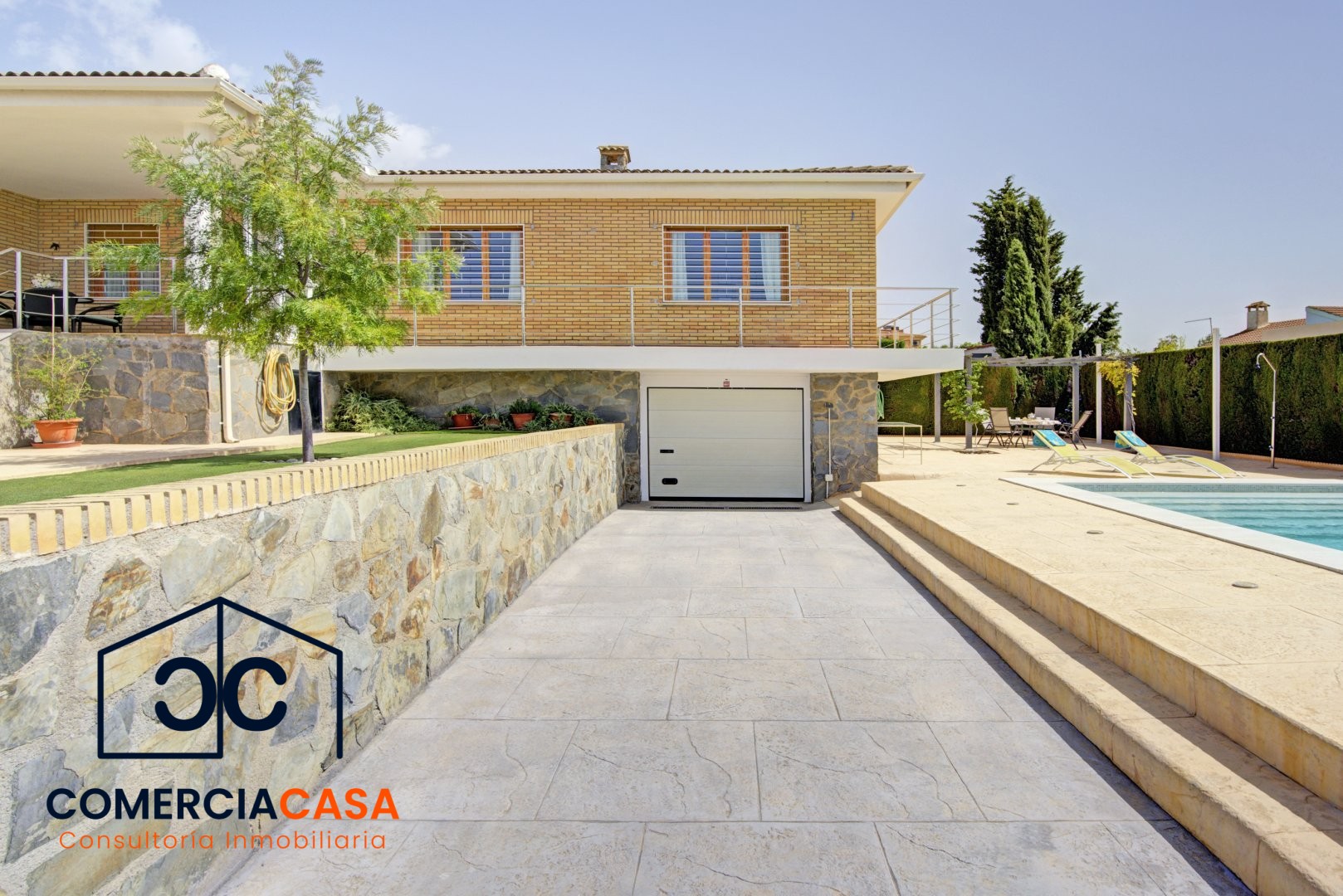 Chalet Individual en Villa de Otura Urbanizacion Nueva Otura