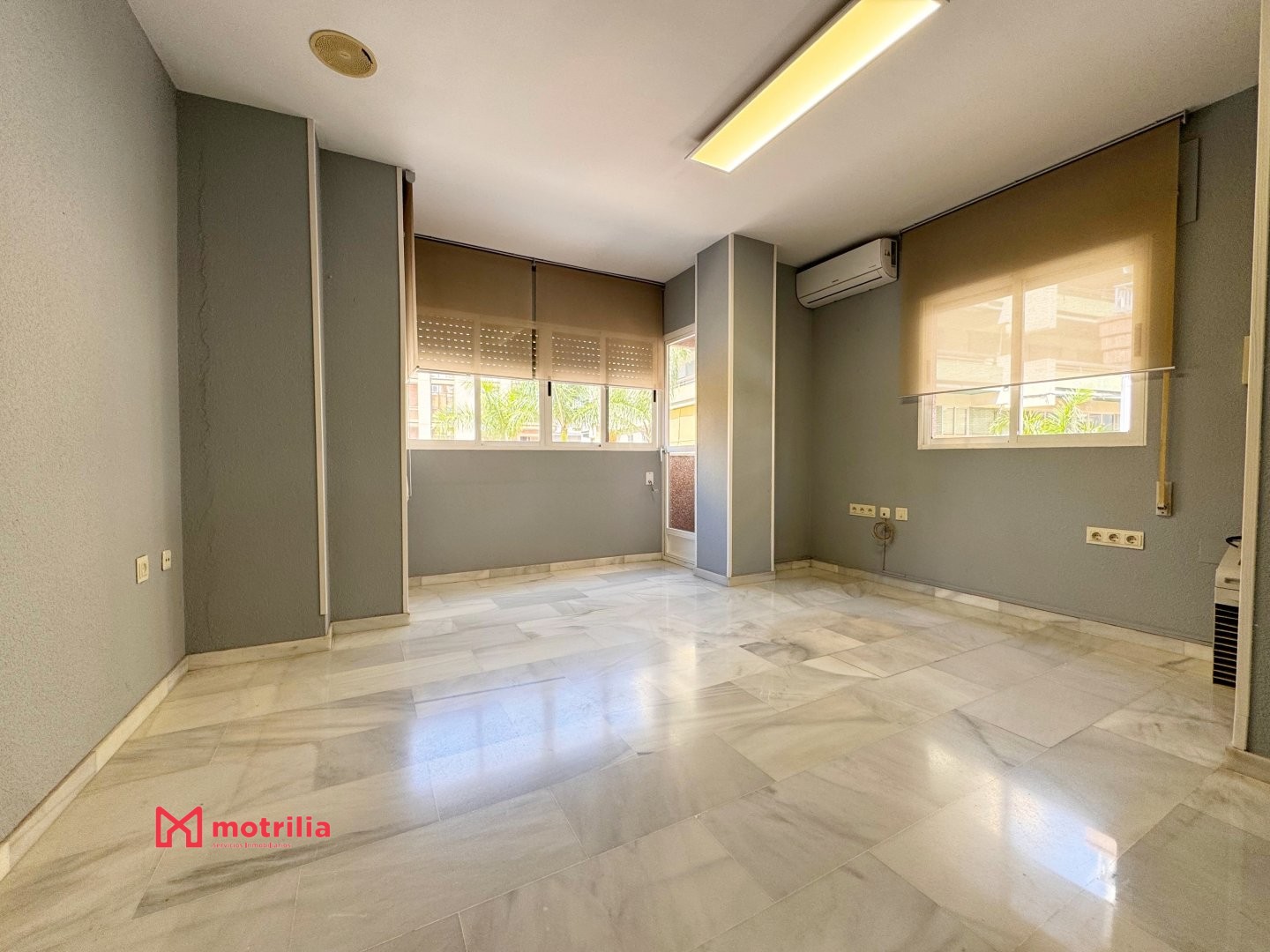 Oficina En 1º Planta en Motril Centro