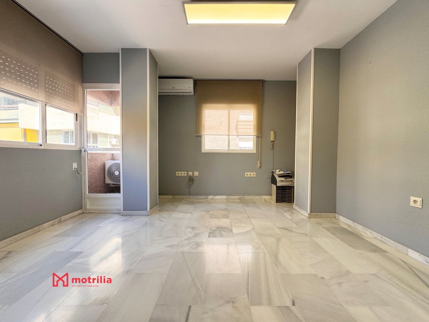 Oficina En 1º Planta en Motril Centro