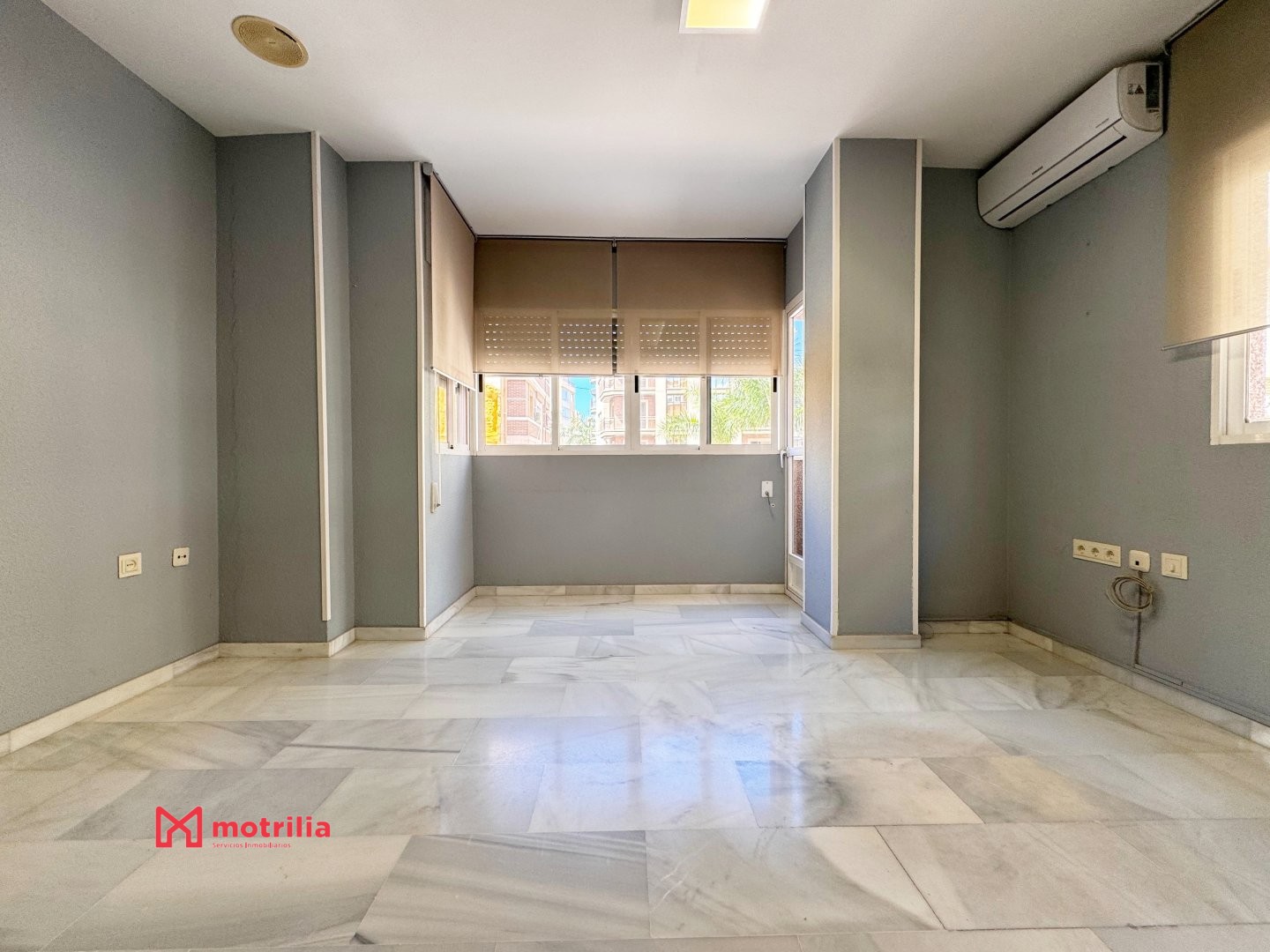 Oficina En 1º Planta en Motril Centro