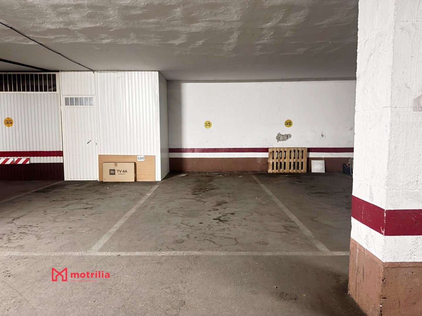 Pz. En Superf. Com en Motril Avenida Constitucion