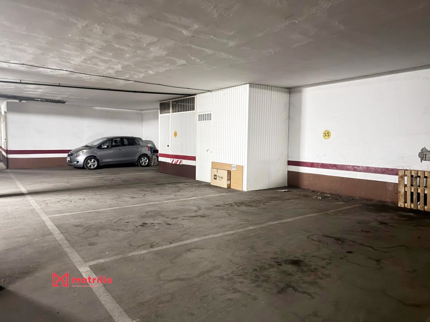 Pz. En Superf. Com en Motril Avenida Constitucion