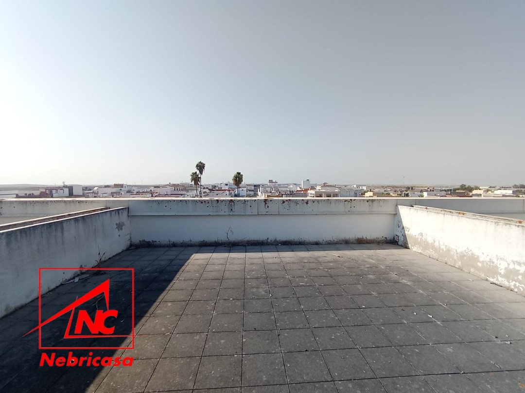 Local Comercial en El Cuervo de Sevilla La Ladrillera