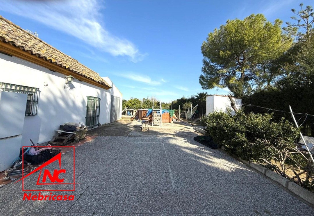 Finca en Lebrija