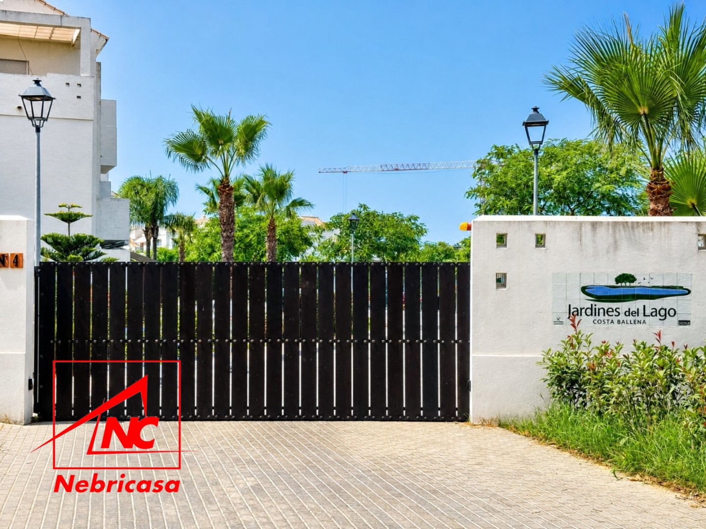 Bajo Con Jardín en Rota Costa Ballena