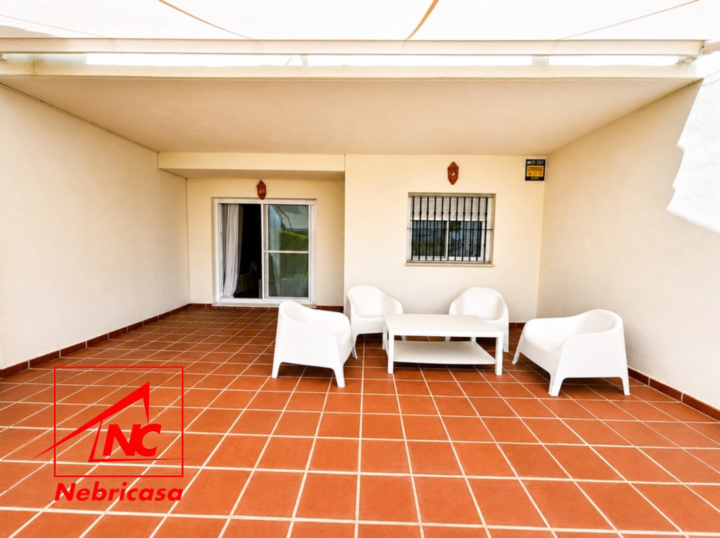 Bajo Con Jardín en Rota Costa Ballena