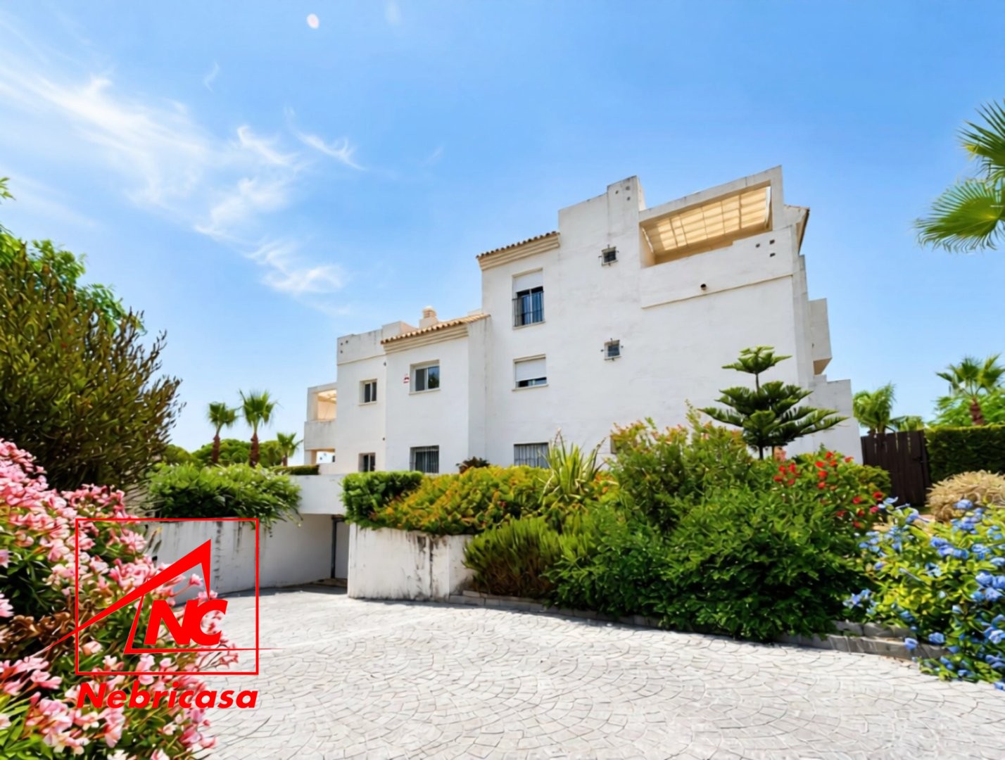 Bajo Con Jardín en Rota Costa Ballena