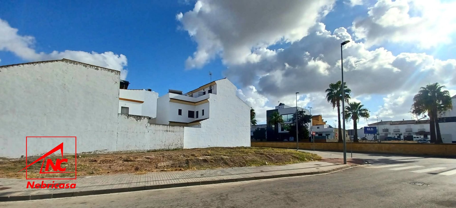 Solar en El Cuervo de Sevilla Pp5