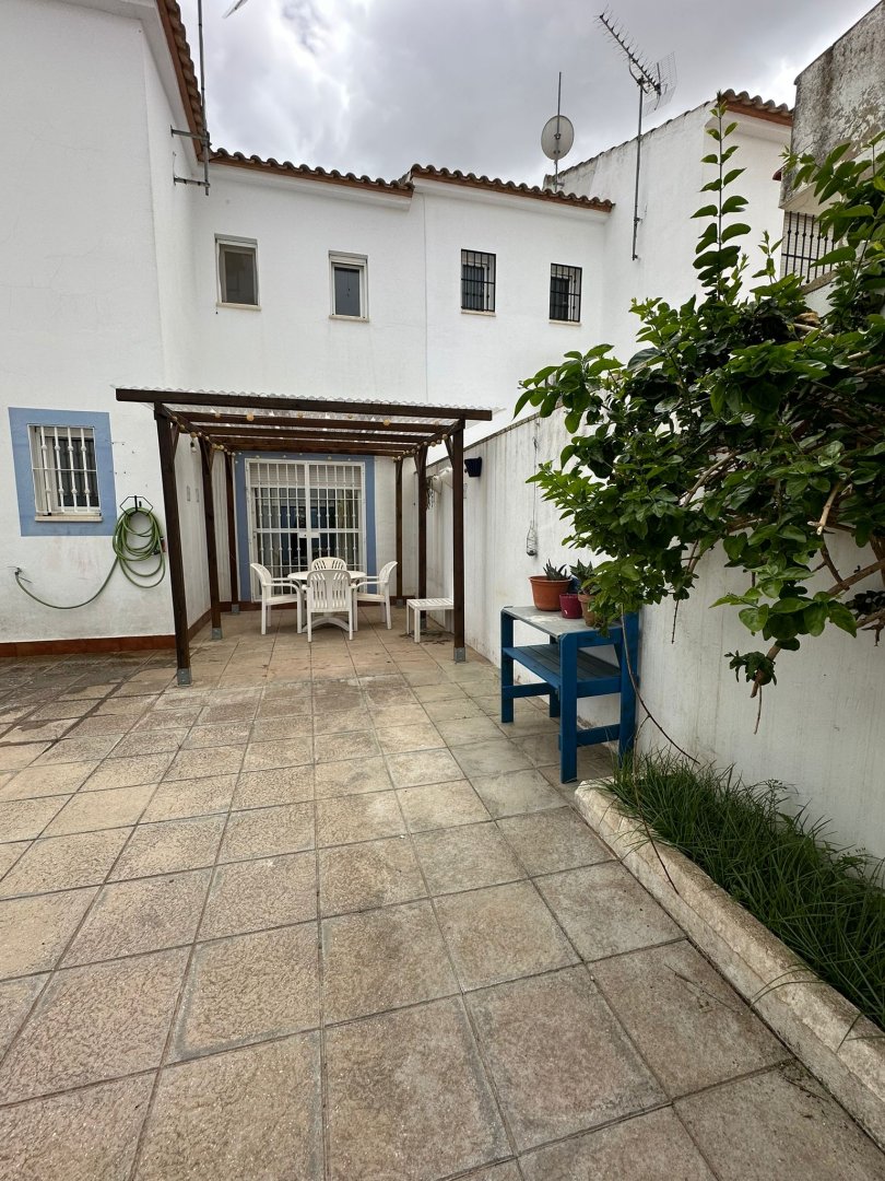 Pareado en Villanueva del Ariscal