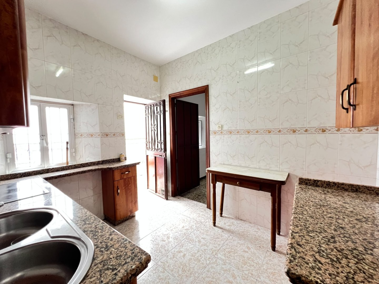 Casa Con Terreno en Aznalcázar