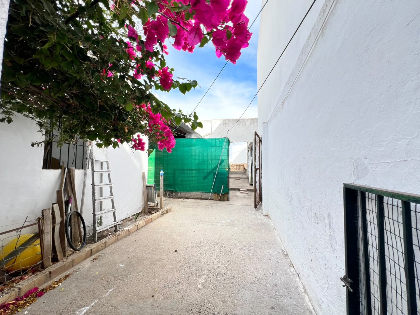 Casa Con Terreno en Aznalcázar