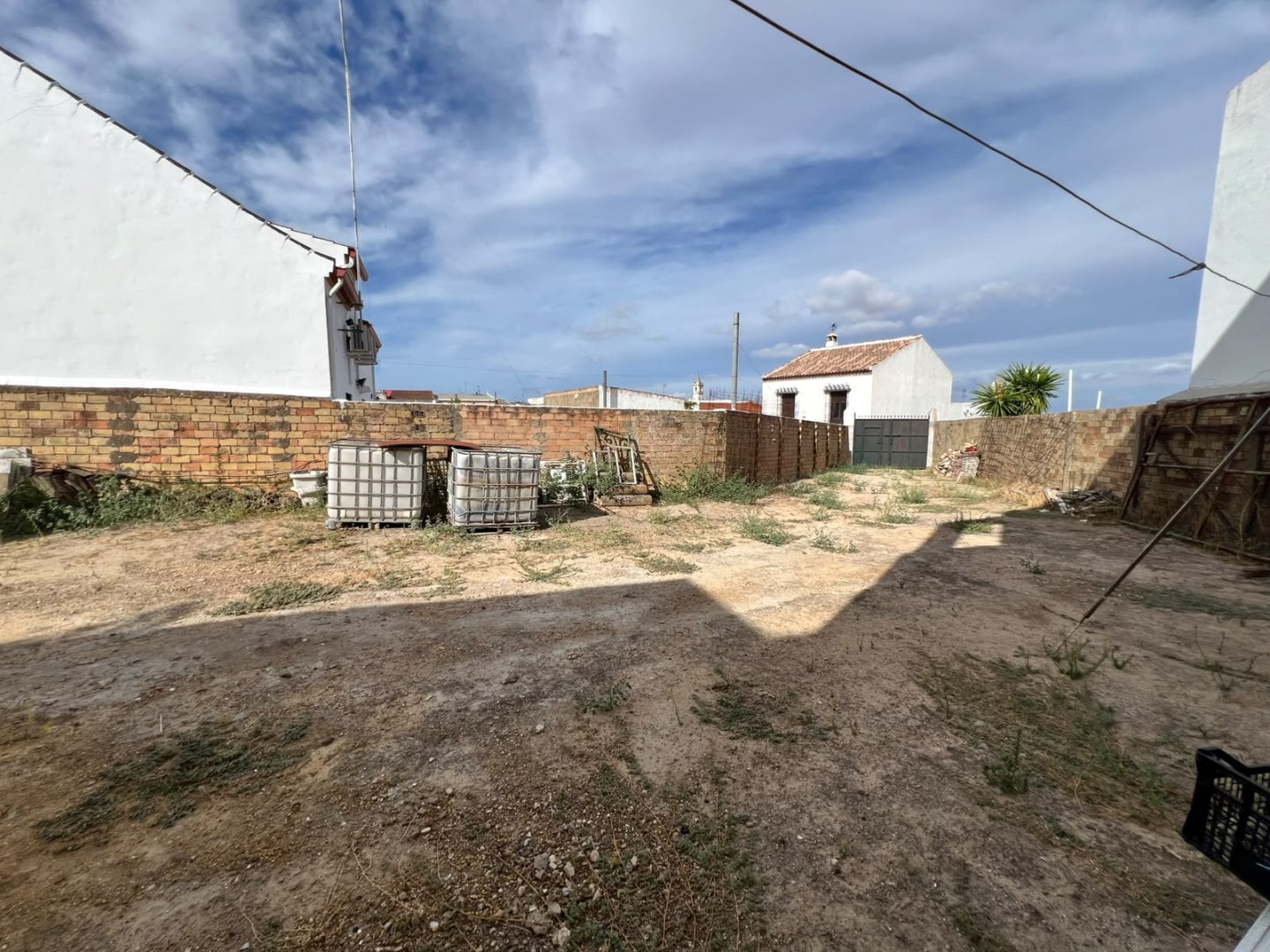 Casa Con Terreno en Aznalcázar