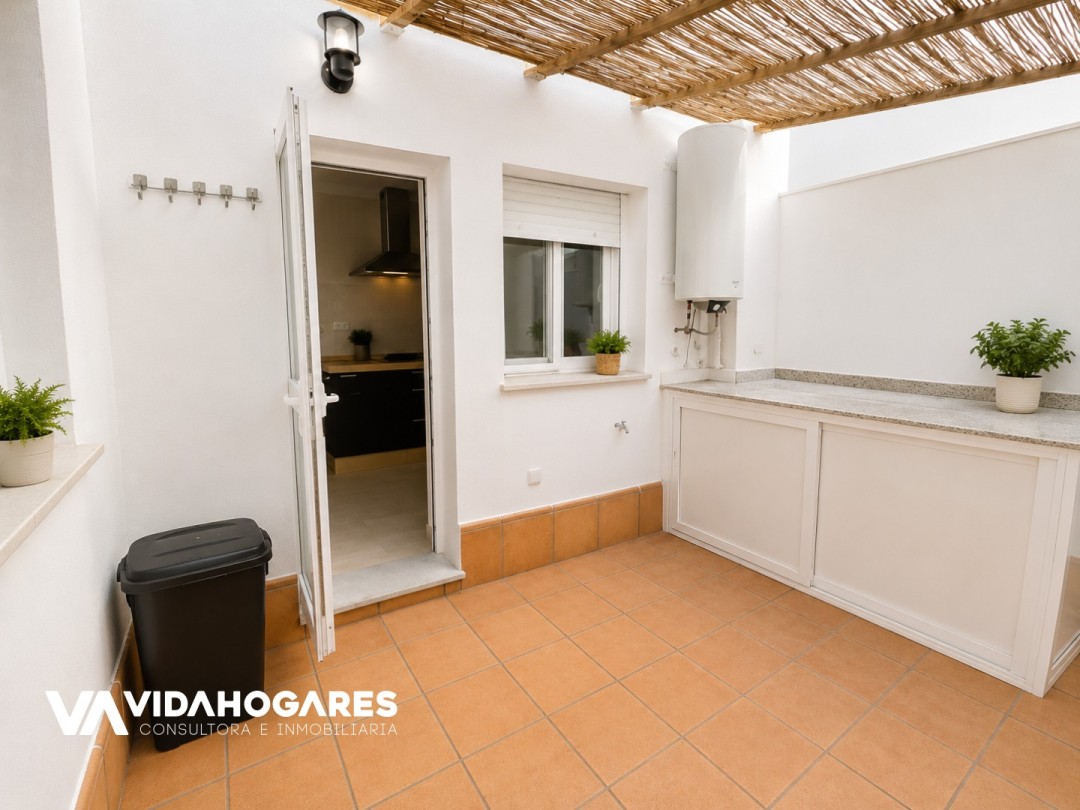 Unifamiliar en Rota Forestal/Punta Candor/Almadraba