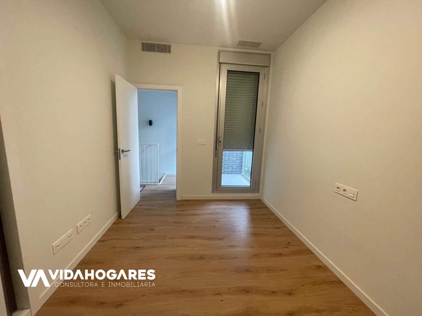 Dúplex en Rota Zona Norte, Blanca Paloma, 512 Vivivendas