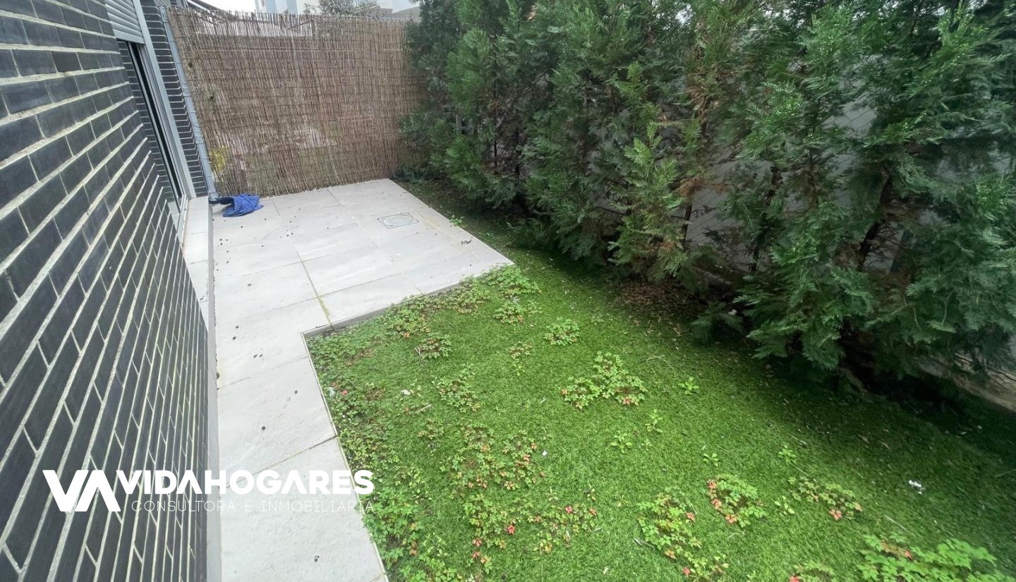 Dúplex en Rota Zona Norte, Blanca Paloma, 512 Vivivendas