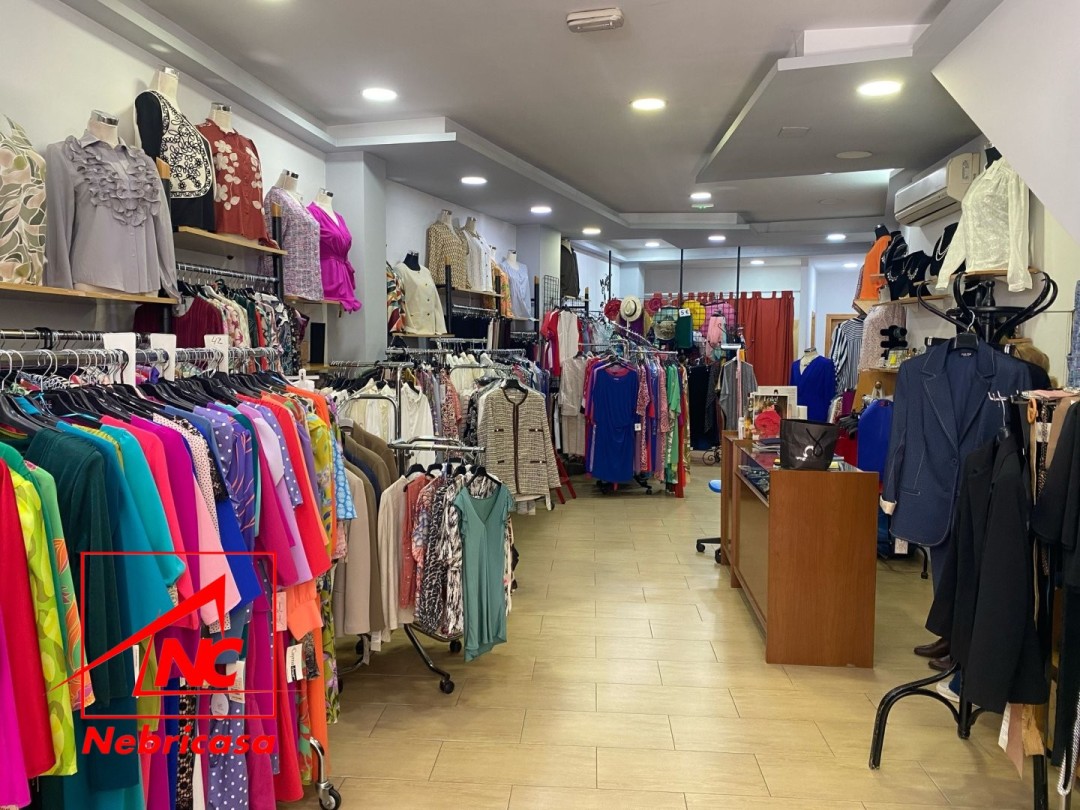 Local Comercial · Las Cabezas de San Juan · 1 hab.