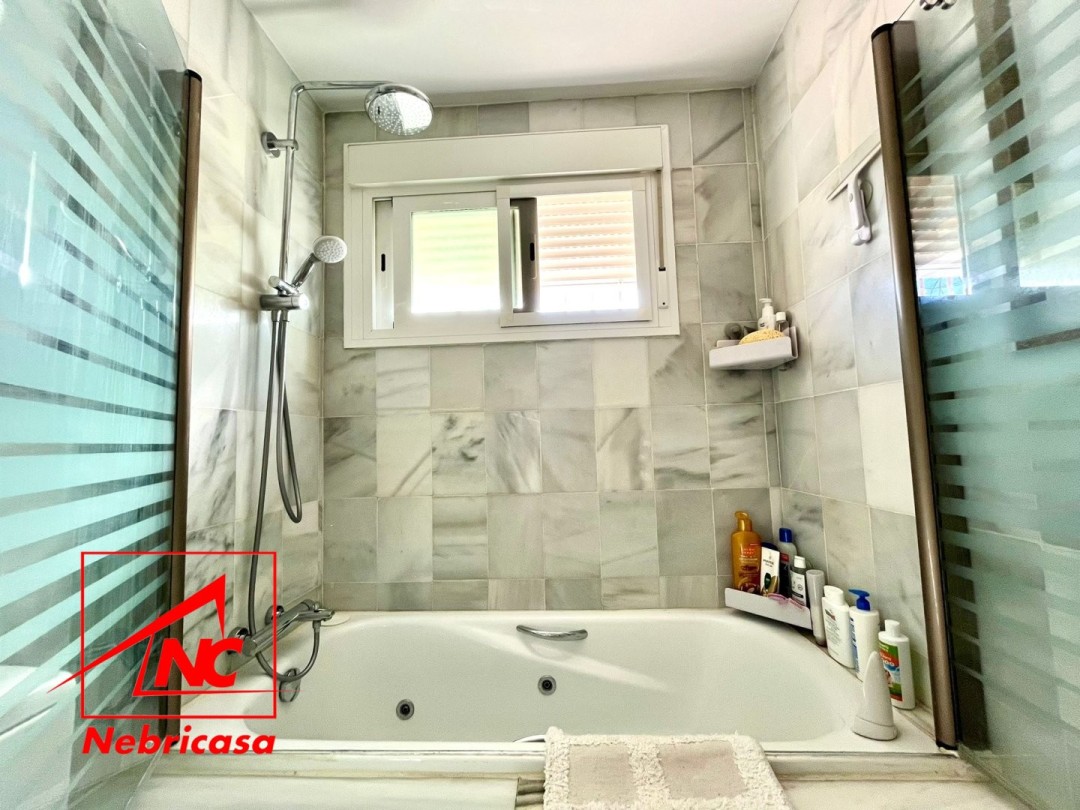 Chalet Pareado · Rota · 3 hab.