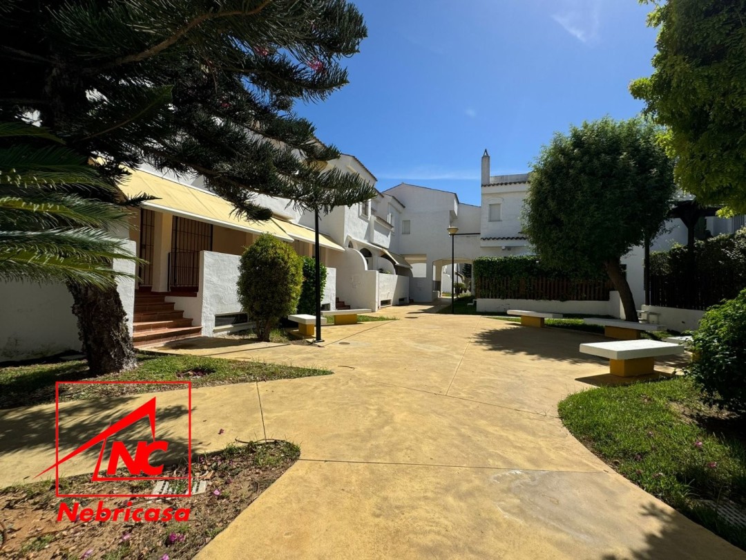 Chalet Pareado · Rota · 3 hab.