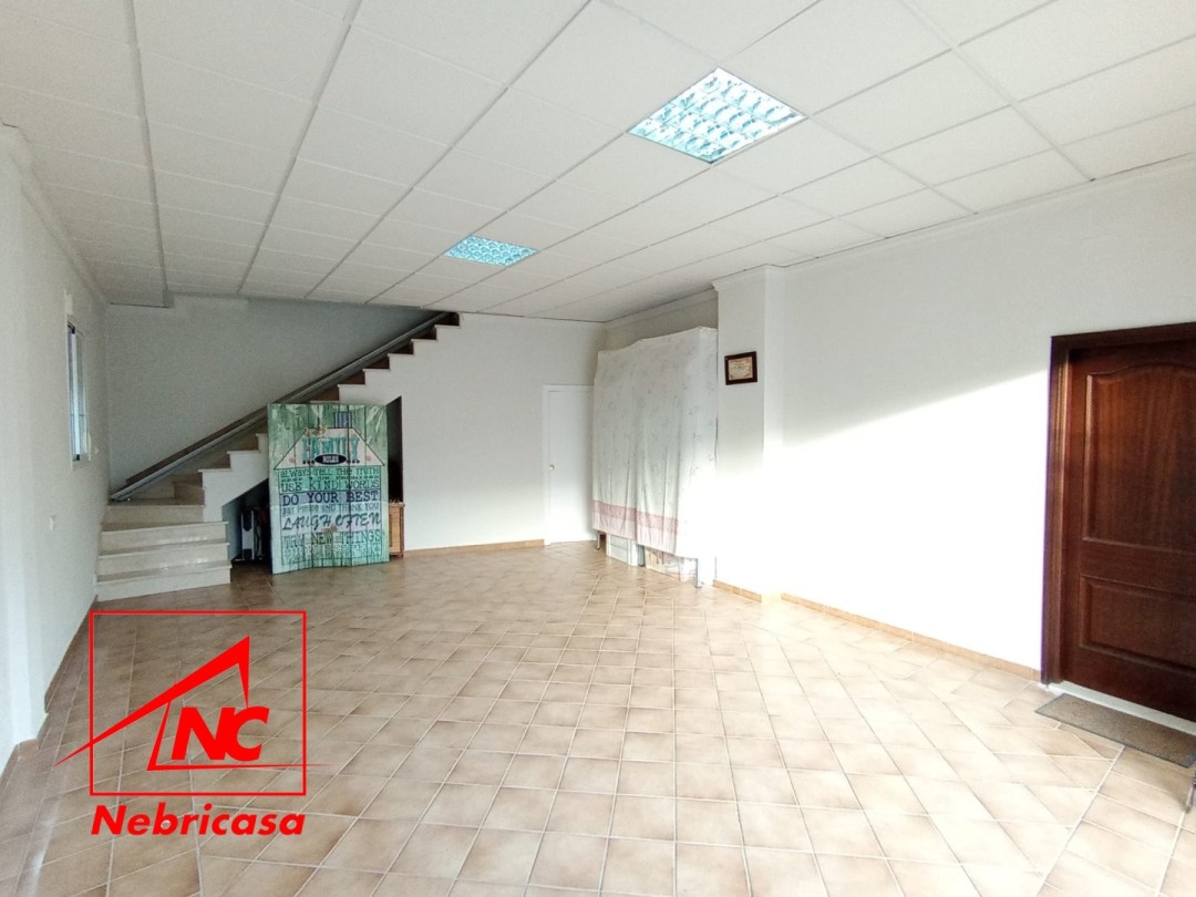 Chalet Pareado · El Cuervo · 1 hab.