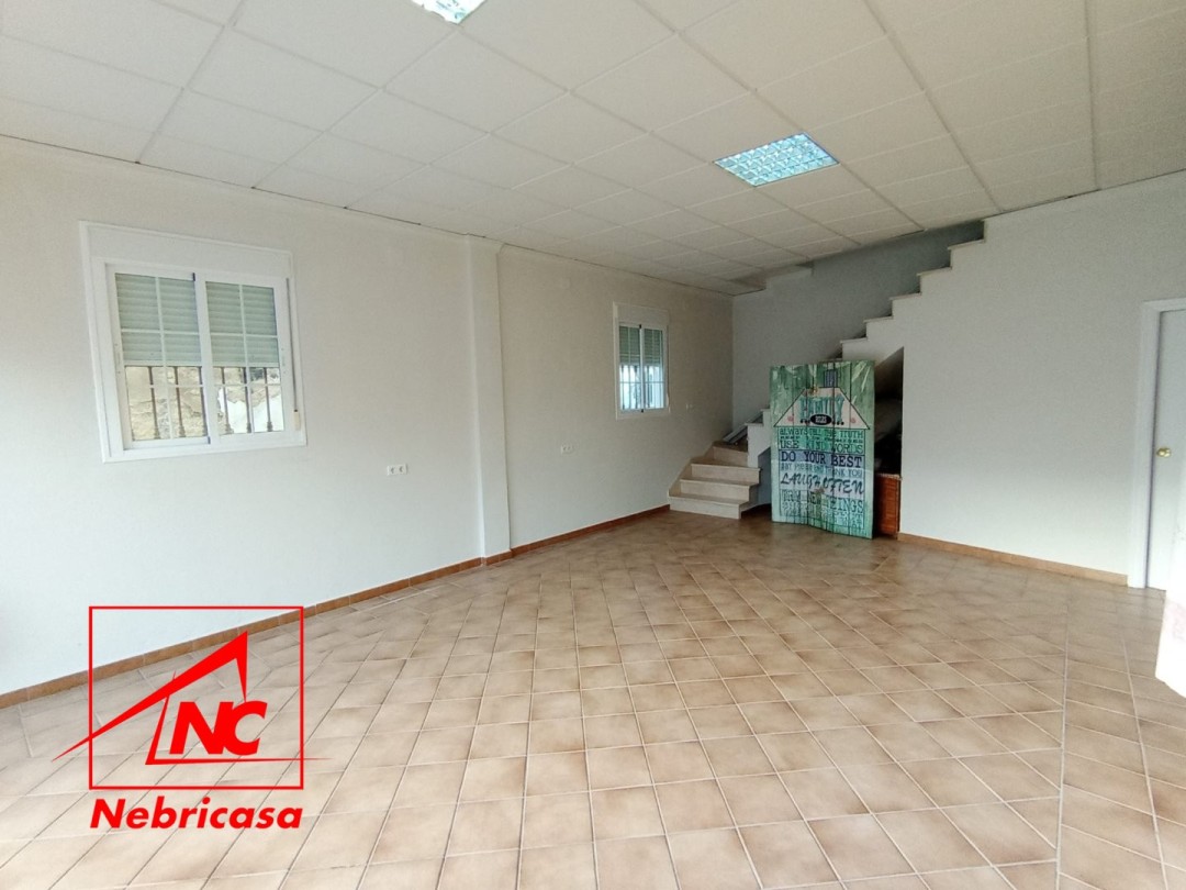 Chalet Pareado · El Cuervo · 1 hab.