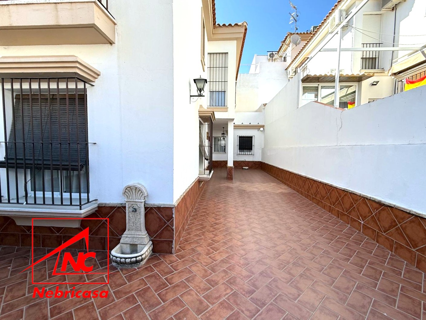 Unifamiliar · Lebrija · 3 hab.