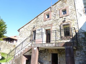 Casa Pueblo en venta en Bárcena de Cicero Eixample - Sant Antoni