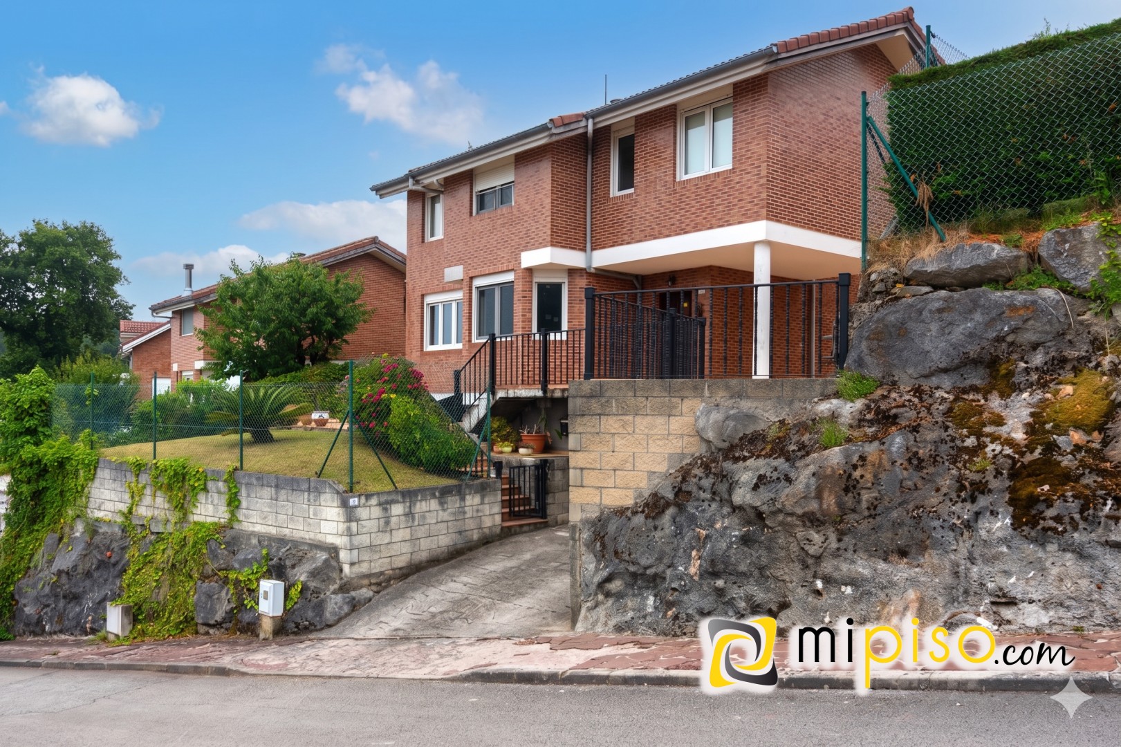 Chalet Individual en Limpias Seña