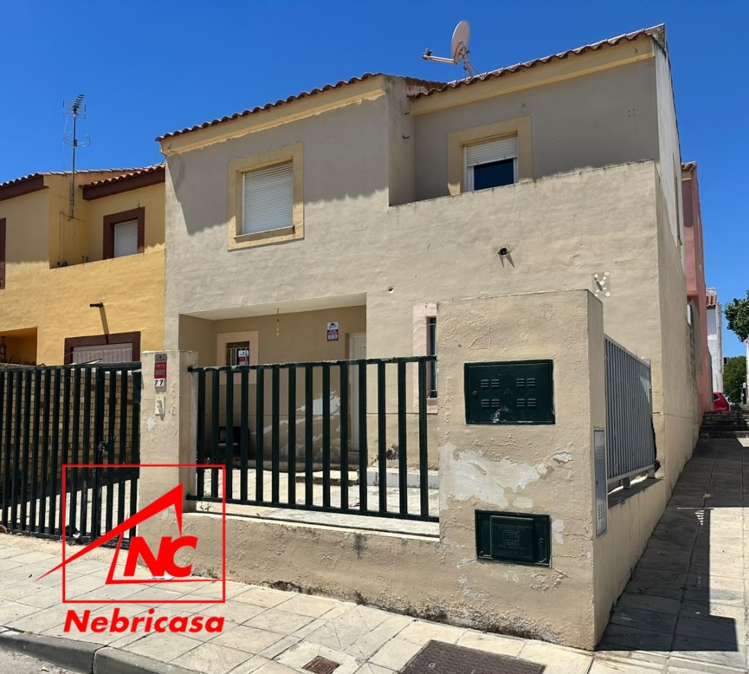 Unifamiliar en El Cuervo de Sevilla Boticaria