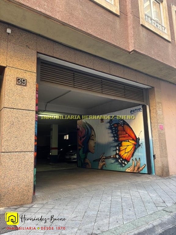 En Subterraneo en Salamanca Autobuses-Plaza Del Oeste-Barrio Vidal - Avenida Portugal