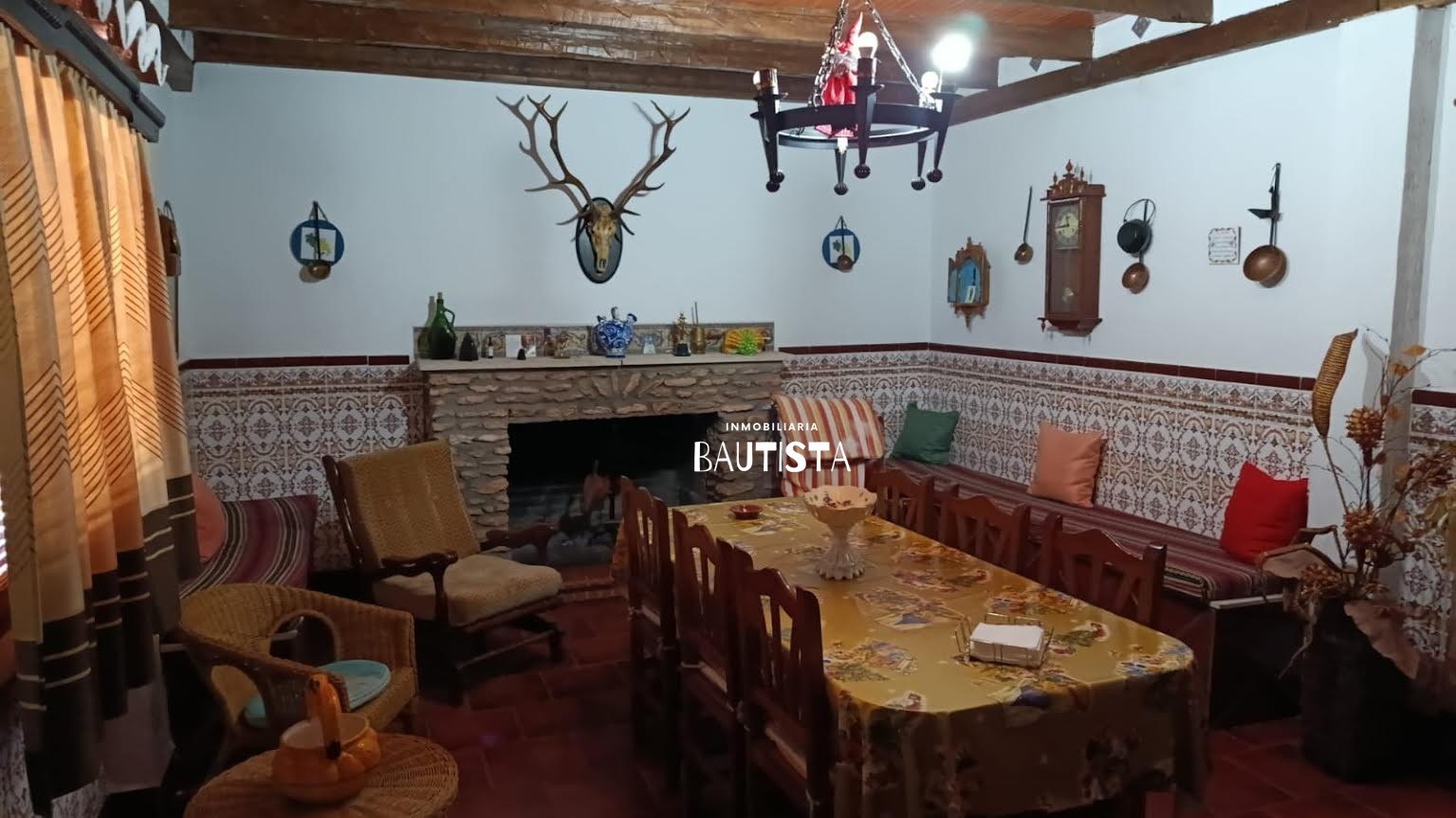 Finca En El Campo Con Casa en Valdepeñas Camino Atalayuela